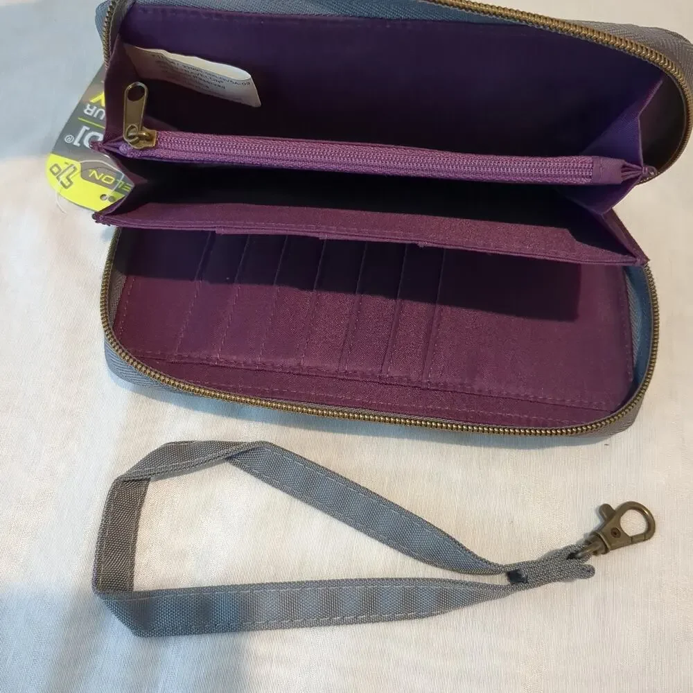 Travelon safe id